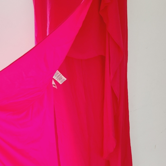 NWT BCBGMAXAZRIA  "Kendal" lipstik red Gown One Shoulder - Picture 7 of 11